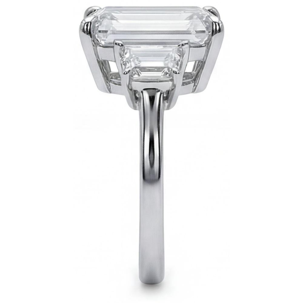 14K White Gold VVS Clarity Fine Diamond 3-Stone Ring 7 ct