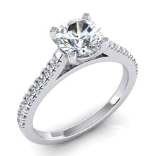 1.50 Carats Solitaire Ring With Accents
