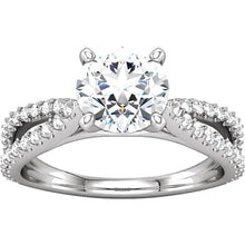 Round Natural Diamonds Accented Ring Split Shank Women Jewelry