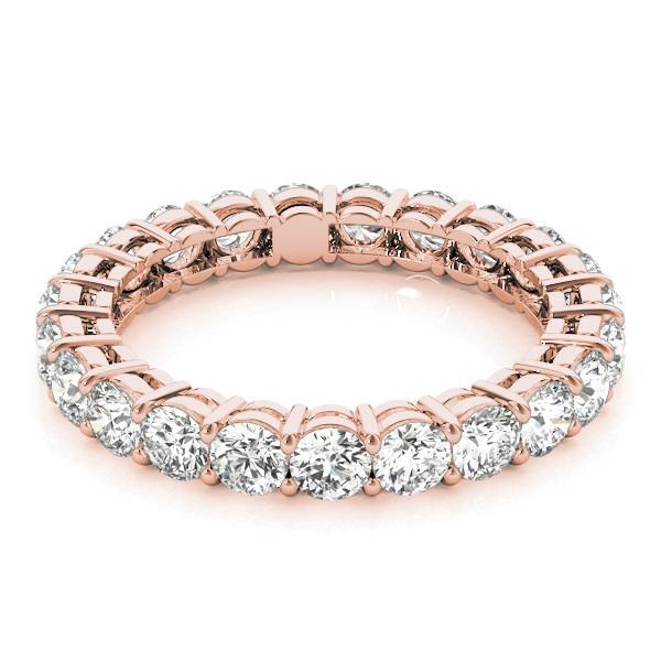 Round Cut Diamond ring in 14K Rose Gold – side view