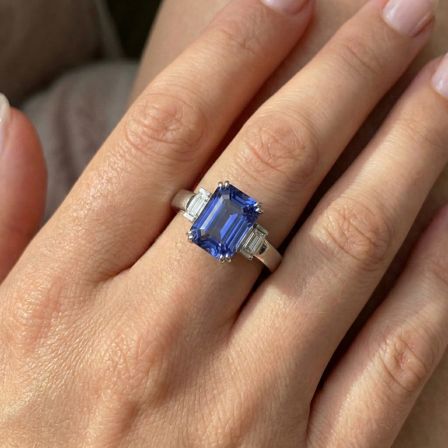 3 Stone Blue Sapphire Emerald Ring 3 Carats Bar Set Baguette Natural Earth Mined Diamonds