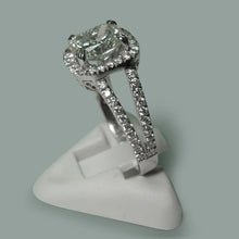 3.50 Carats Cushion Natural Diamond Solitaire Shank Jewelry New