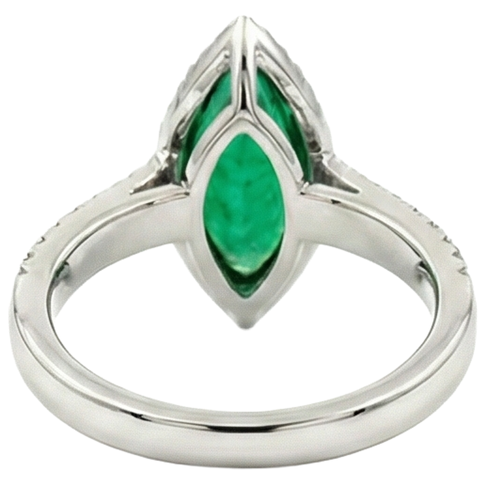 8.50 Carats Green Emerald With Natural Earth Mined Diamond Ring White Gold Fine Jewellery