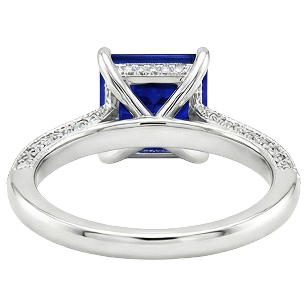 natural round sapphire 4.50ct ring on white background