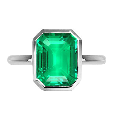 Gemstone Ring 14K White Gold with Emerald – main view