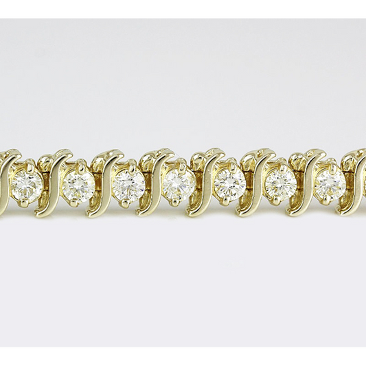 Diamond Round Cut Designer Jewelry in 14K Yellow Gold – main view