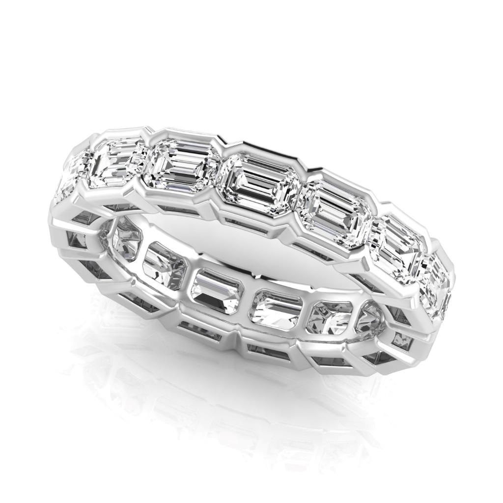 Step Cut Diamond ring in 14K White Gold – side view