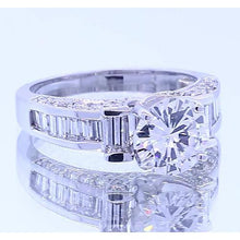 Engagement Ring Natural Round & Baguettes Diamond 2.50 Carats 2