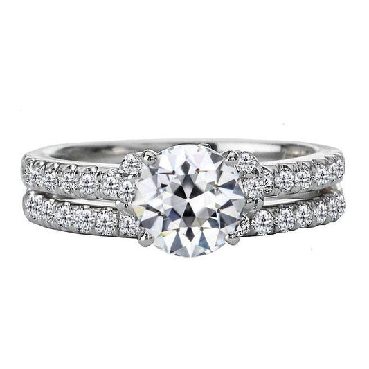 Antique Cushion Brilliant Diamond ring in 14K White Gold – main view