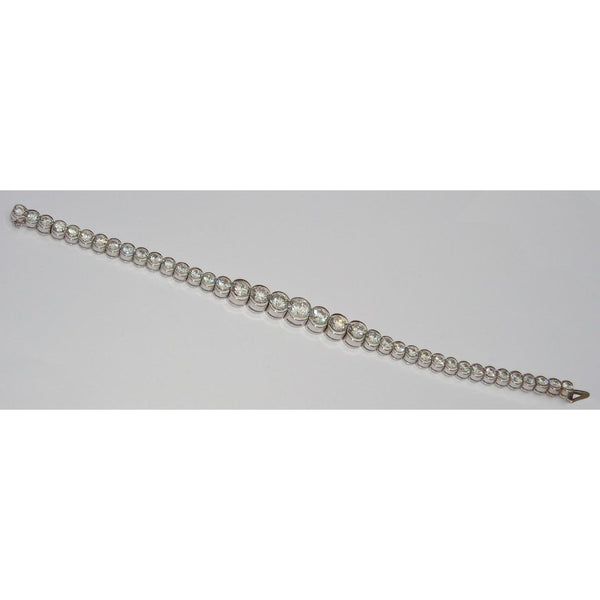 Genuine 8.80 Carats Diamond Tennis Bracelet Vs Graduated Bezel