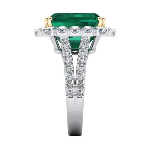 Green Emerald Diamond Ring