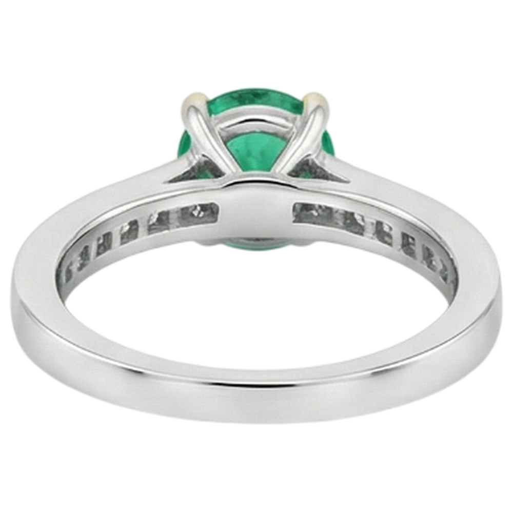 Fine Emerald Round Cut Colored Stone Ring in 14 Karat Two Tone Gold – detail view
