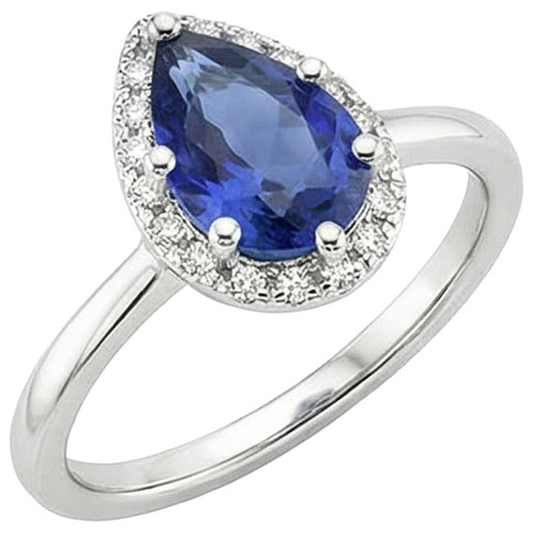 natural round sapphire 4ct ring close up detail