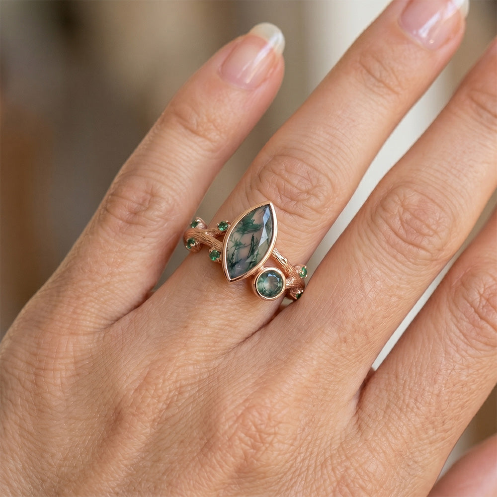 Handcrafted 1.50-ct Moss Agate Precious Stone Ring