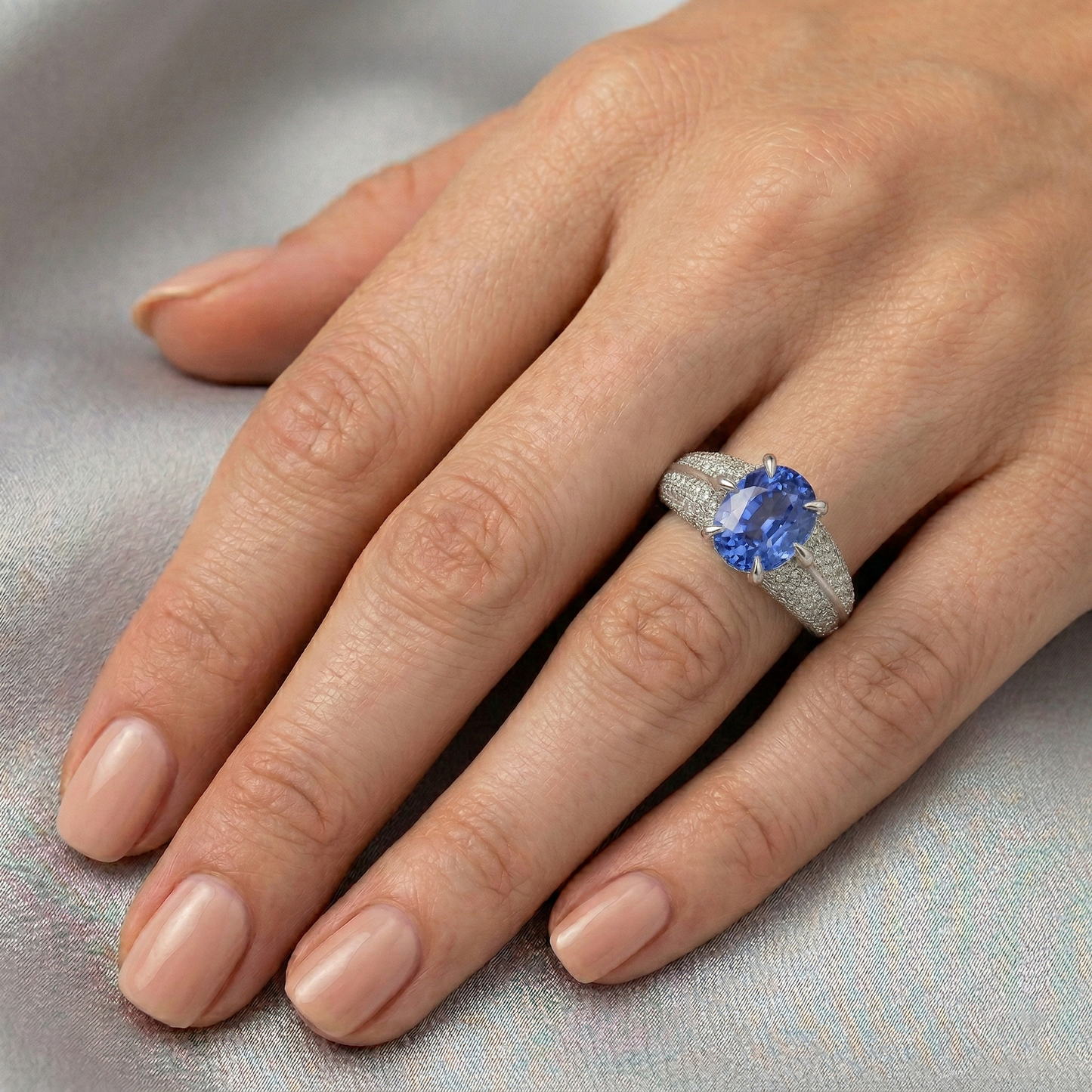 High Quality Sapphire And Natural Earth Mined DIAMOND ( NOT LAB GROWN ) Ring