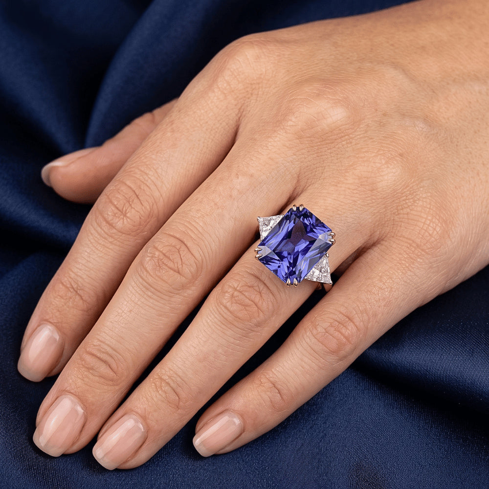 IGI CERTIFIED Diamond Sapphire 7 Carat Engagement Ring