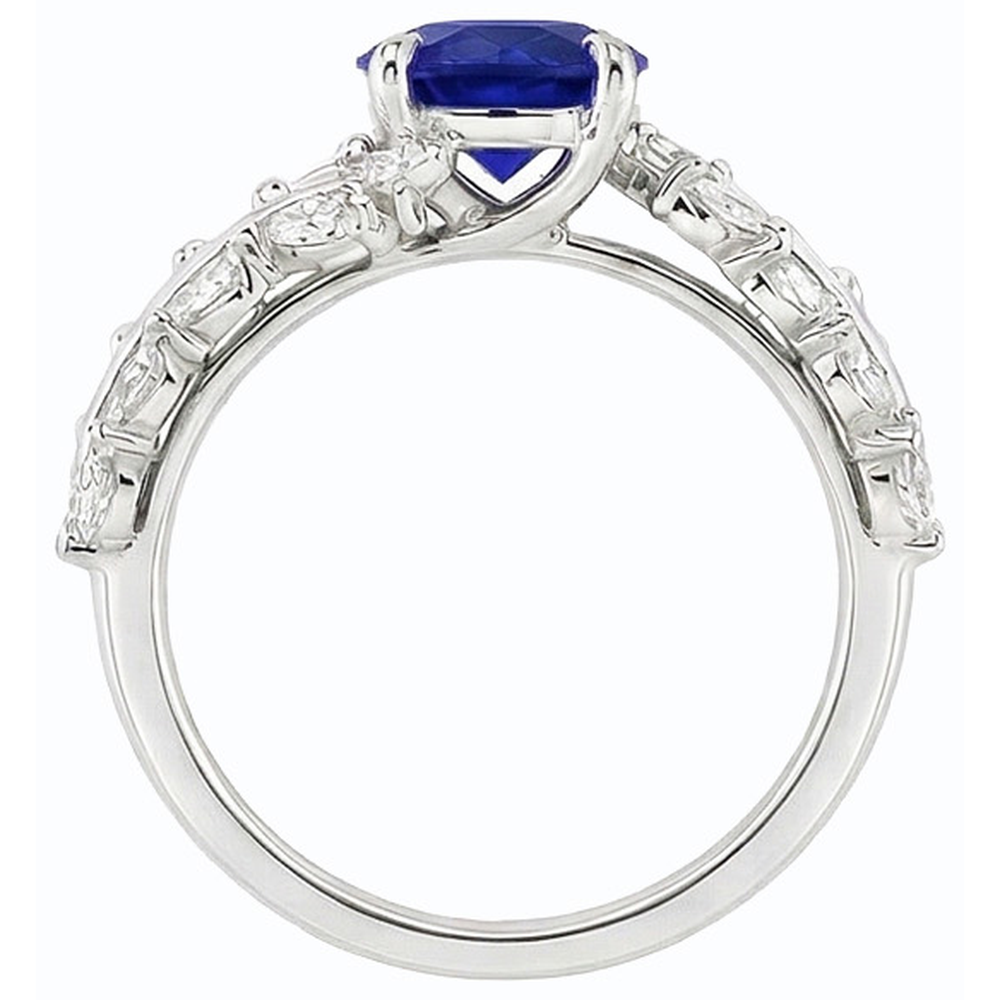 natural round sapphire 4.50ct ring on white background