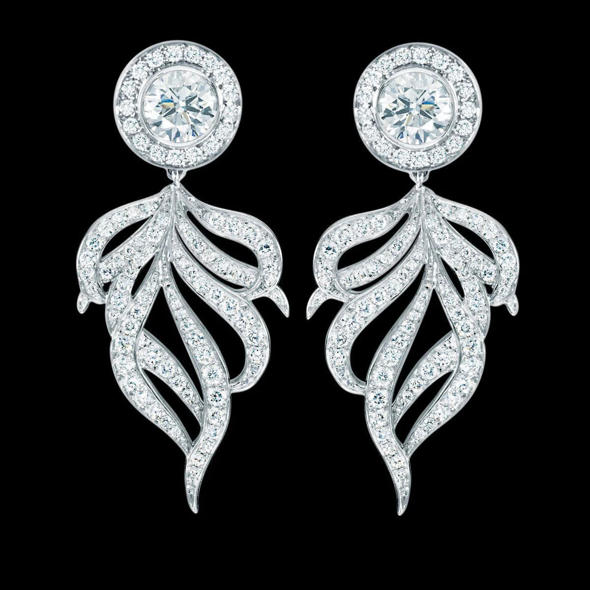 Natural 3 Carat Diamonds Hanging Earrings Gold White Chandelier