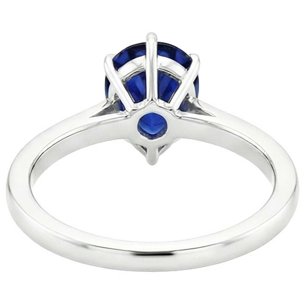 natural round sapphire 7.25ct ring on white background