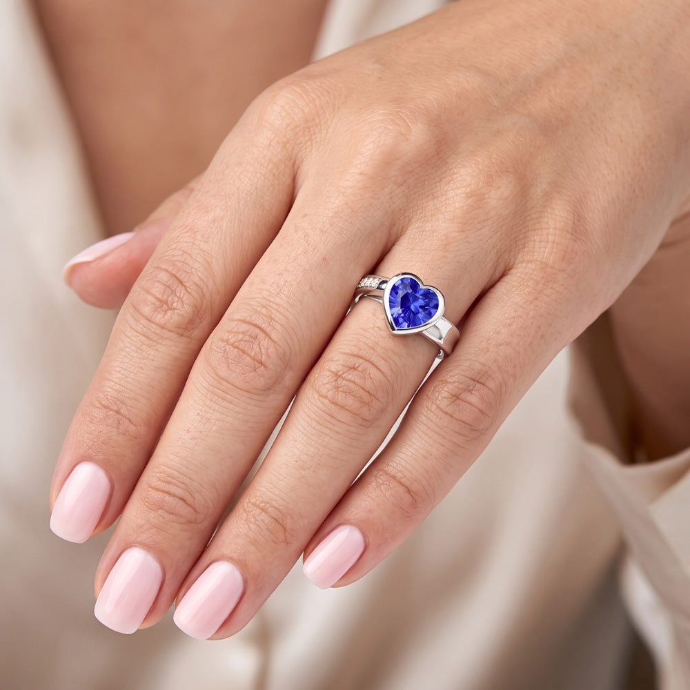 Natural Gemstone Ring Heart Bezel Set Ceylon Sapphire 2.25 Carats Jewellery
