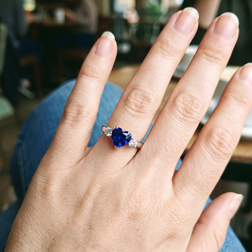 Natural Sapphire Ring 2.50ct - White Gold 14K