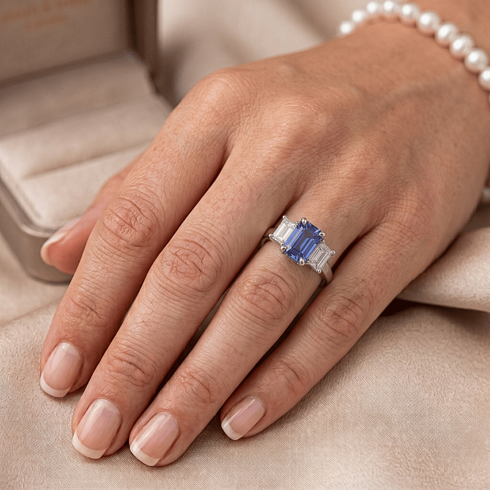 Natural Sapphire Ring 2.50ct - White Gold 14K