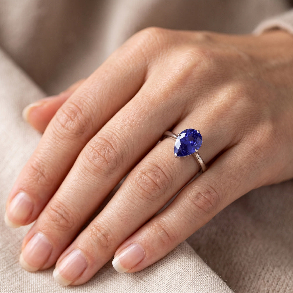 Natural Sapphire Ring 2ct - White Gold 14K