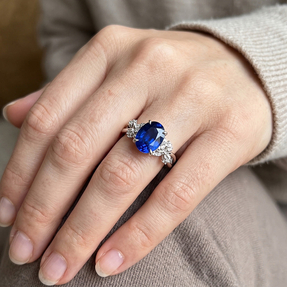 Natural Sapphire Ring 3.50ct - White Gold 14K