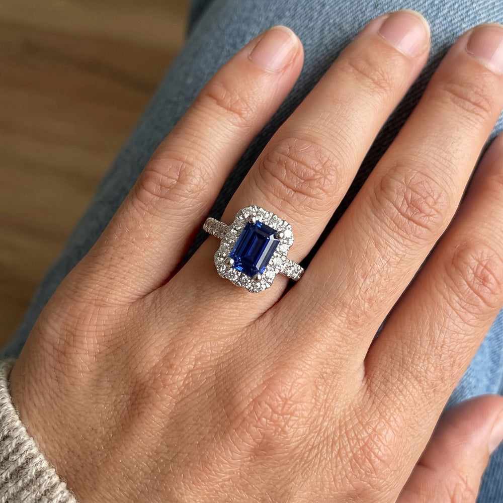 Natural Sapphire Ring 3.50ct - White Gold 14K