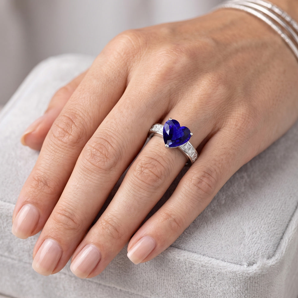 Natural Sapphire Ring 4.50ct - White Gold 14K
