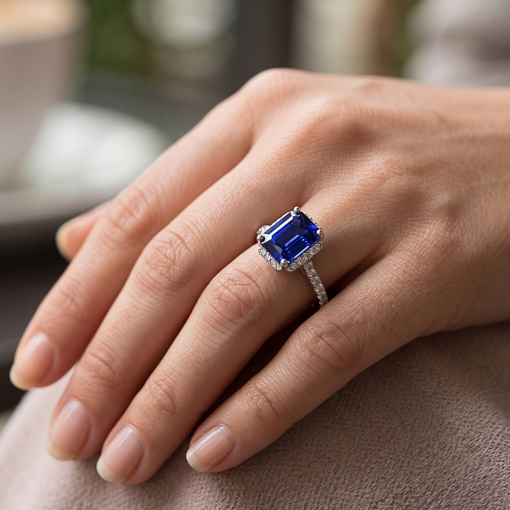 Natural Sapphire Ring 4ct - White Gold 14K