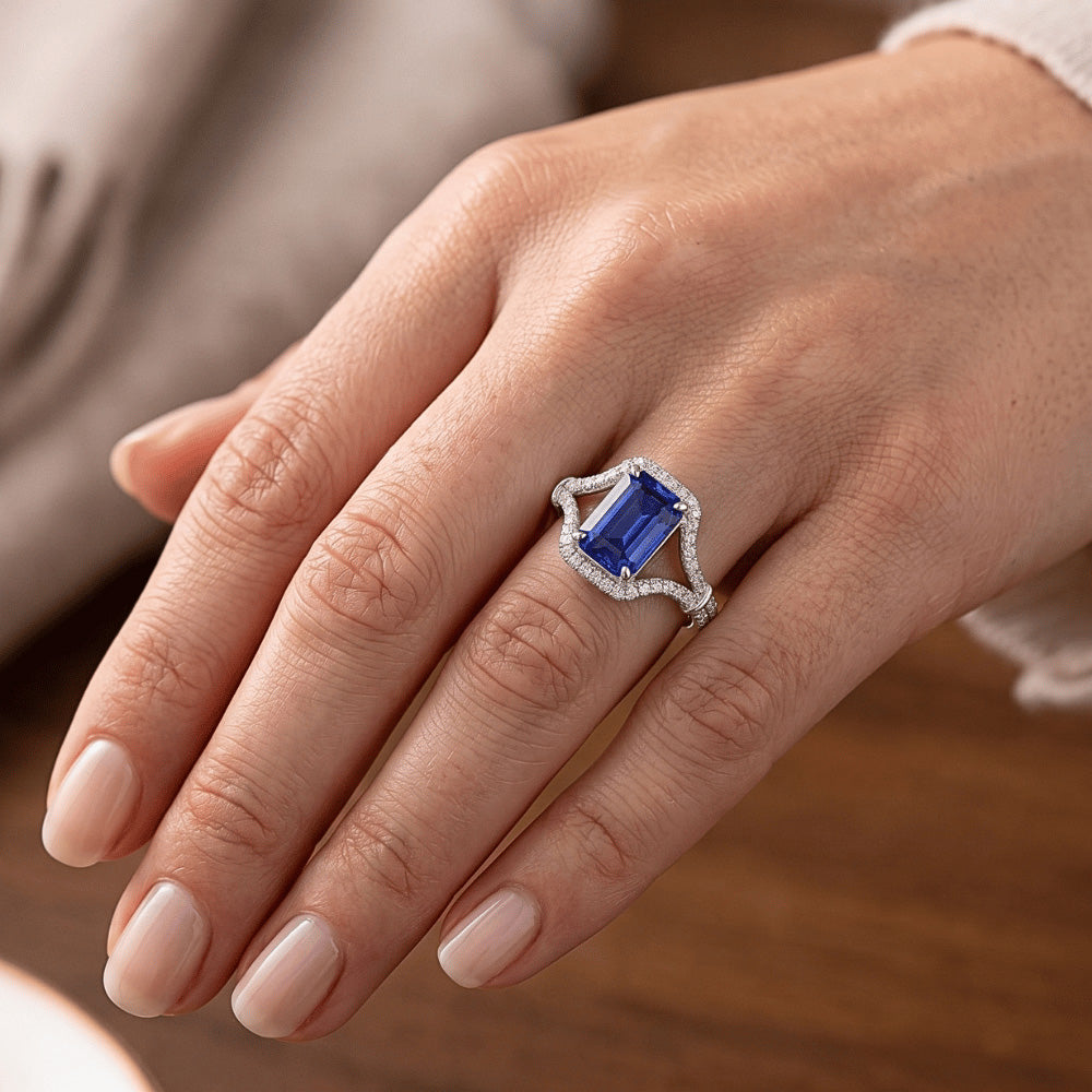 Natural Sapphire Ring 4ct - White Gold 14K