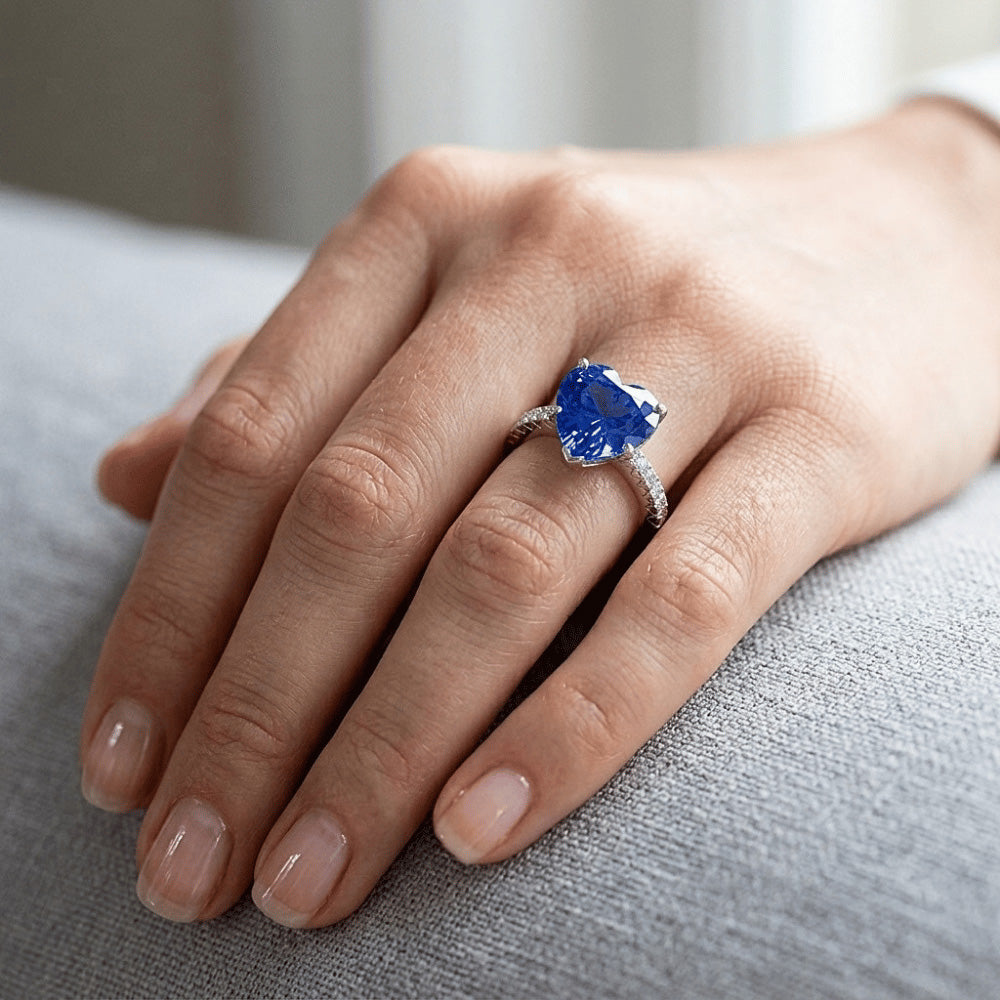 Natural Sapphire Ring 4ct - White Gold 14K