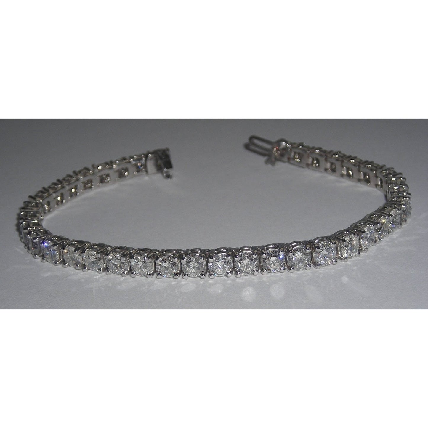 Natural White Gold 14K 9.50 Carat Round Diamonds Tennis