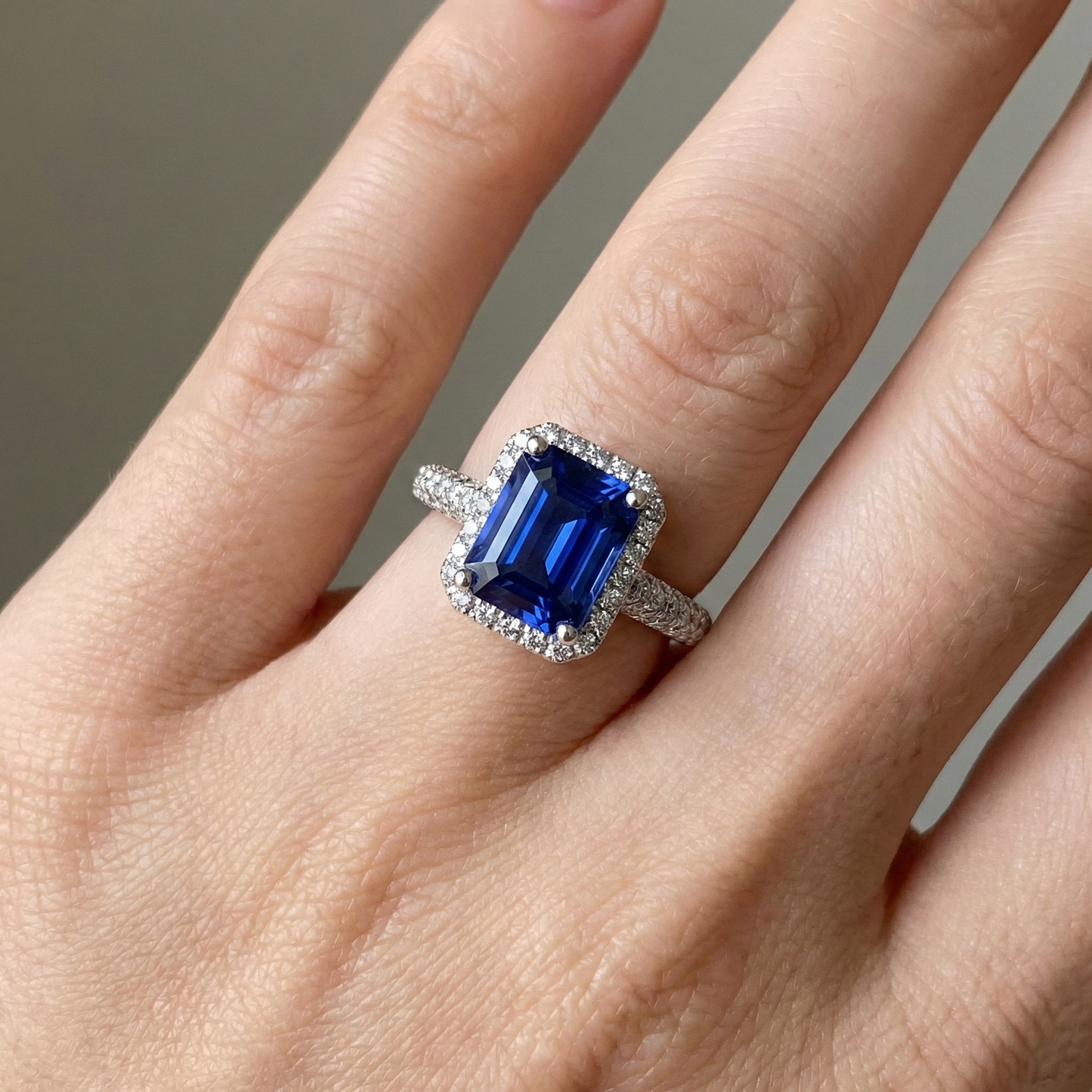 Natural Earth Mined Diamond Halo Wedding Ring Emerald Sri Lankan Sapphire 4 Carats