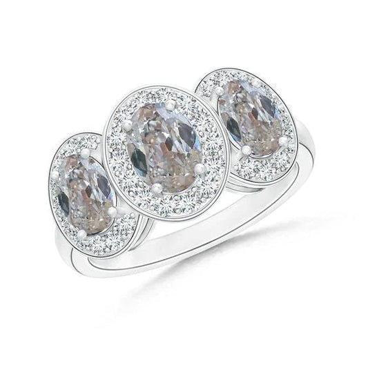 natural round diamond 5ct ring front view