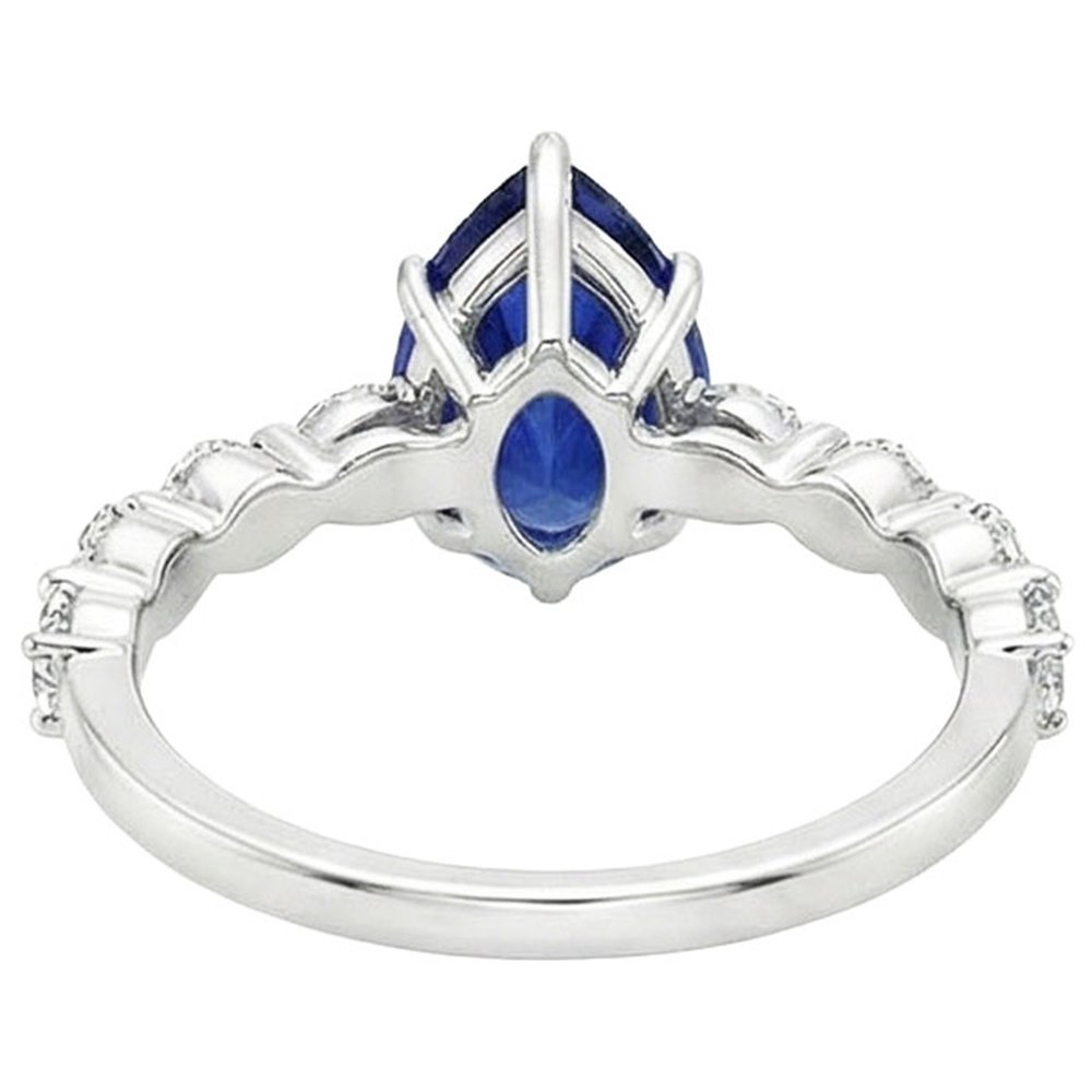 natural round sapphire 5ct ring top view