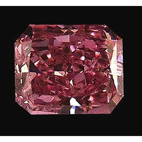 Pigeon Blood Ruby Radiant Certified Loose Stone in Gold – main view