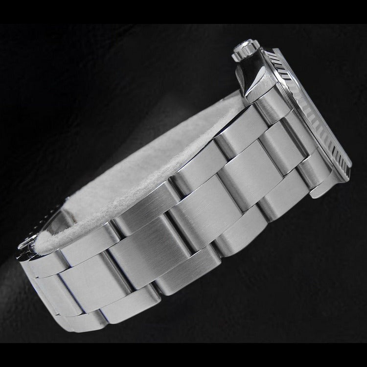 Black Roman Dial