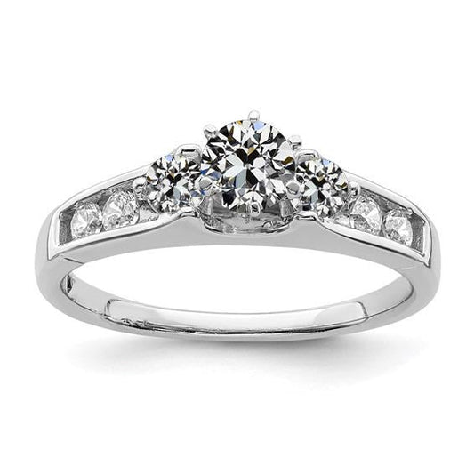 natural round diamond 3ct ring front view