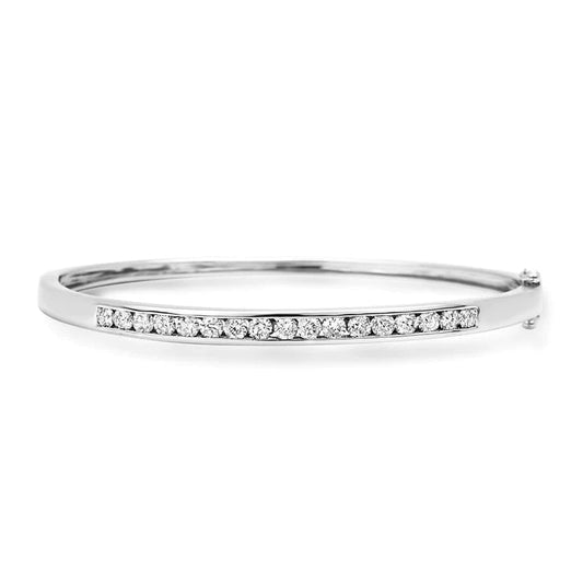natural round diamond 2.55ct bracelet front view