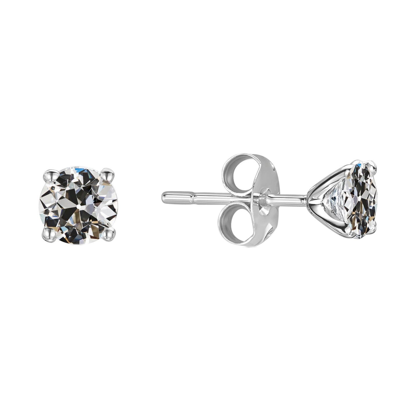 Old Mine Cut Brilliant Diamond ring in 14 Karat White Gold – main view