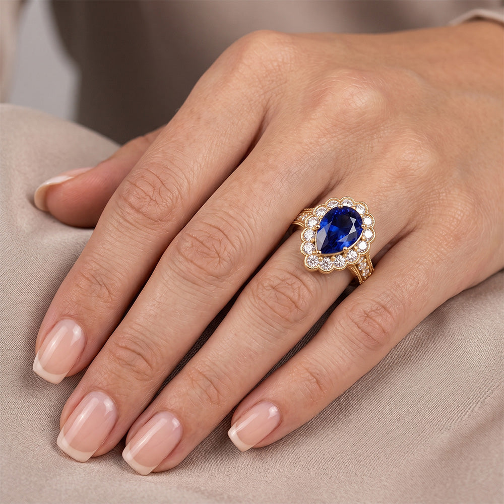 Sapphire Vintage Style Engagement Natural Earth Mined DIAMOND ( NOT LAB GROWN ) Ring