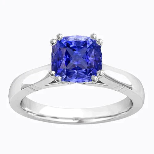Solitaire Ceylon Sapphire Ring