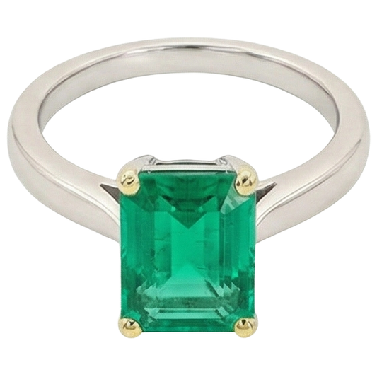 Elegant Fine Emerald Gemstone Ring 2.50 ct – front view