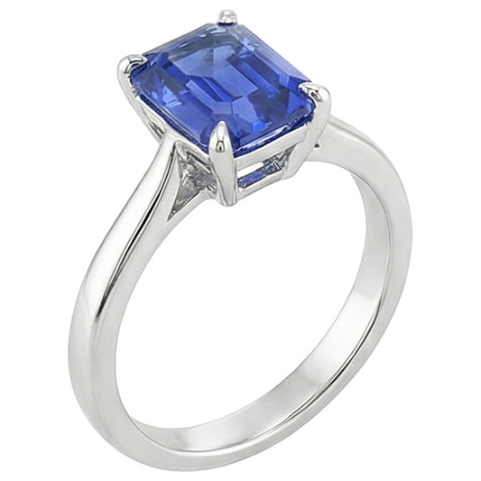 natural emerald sapphire 3ct ring close up detail