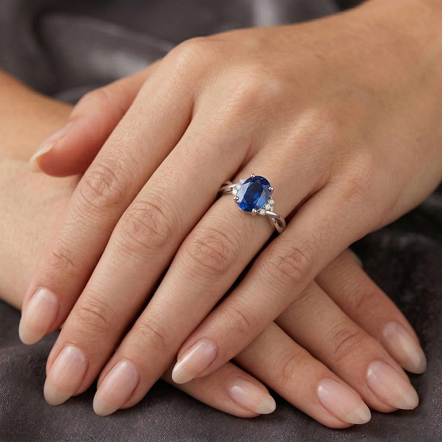 natural round sapphire 1.80ct ring on white background