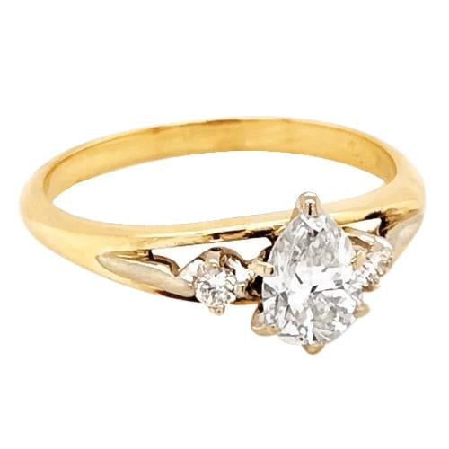 Three-Stone Diamond Ring 1.50 Carats Prong Setting Yellow Gold 14K