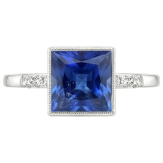 natural round sapphire 3.75ct ring close up detail