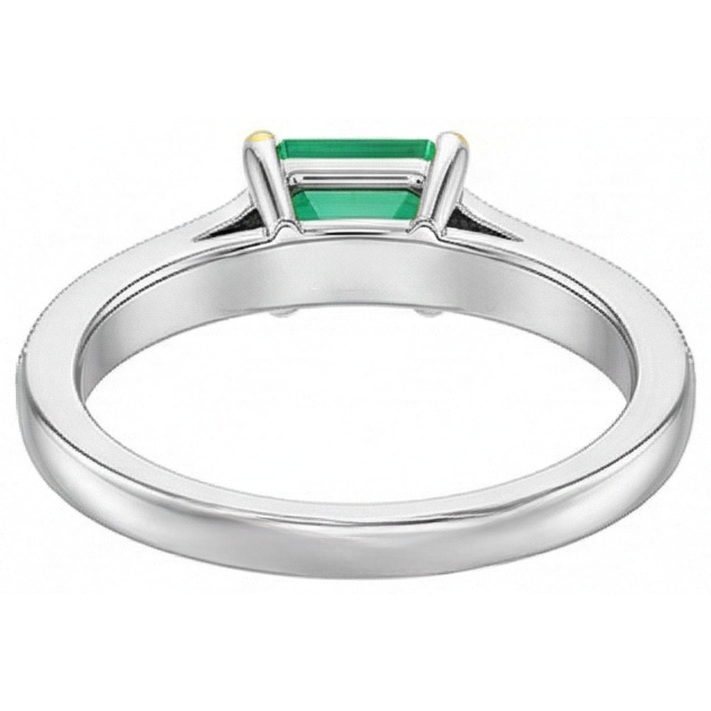 Shimmering Gemstone Ring 4 ct – back view